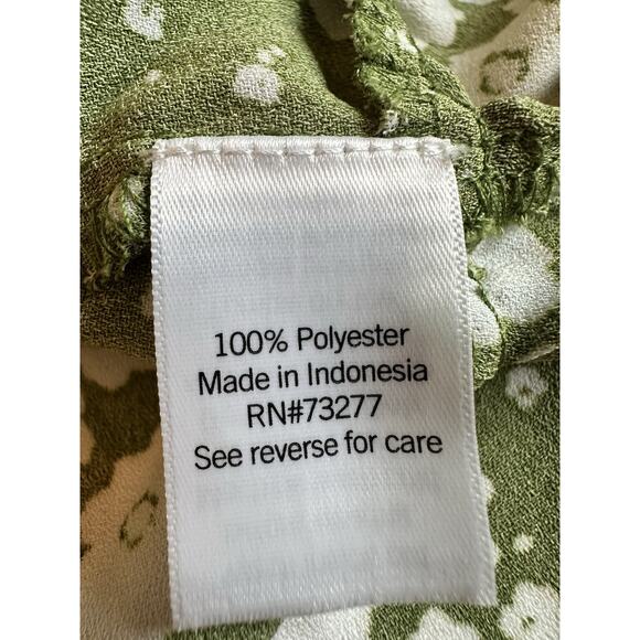 LC Lauren Conrad Ditsy Floral Flutter Sleeve Wrap Dress Cottage Core Sz Plus 2X - Picture 11 of 12